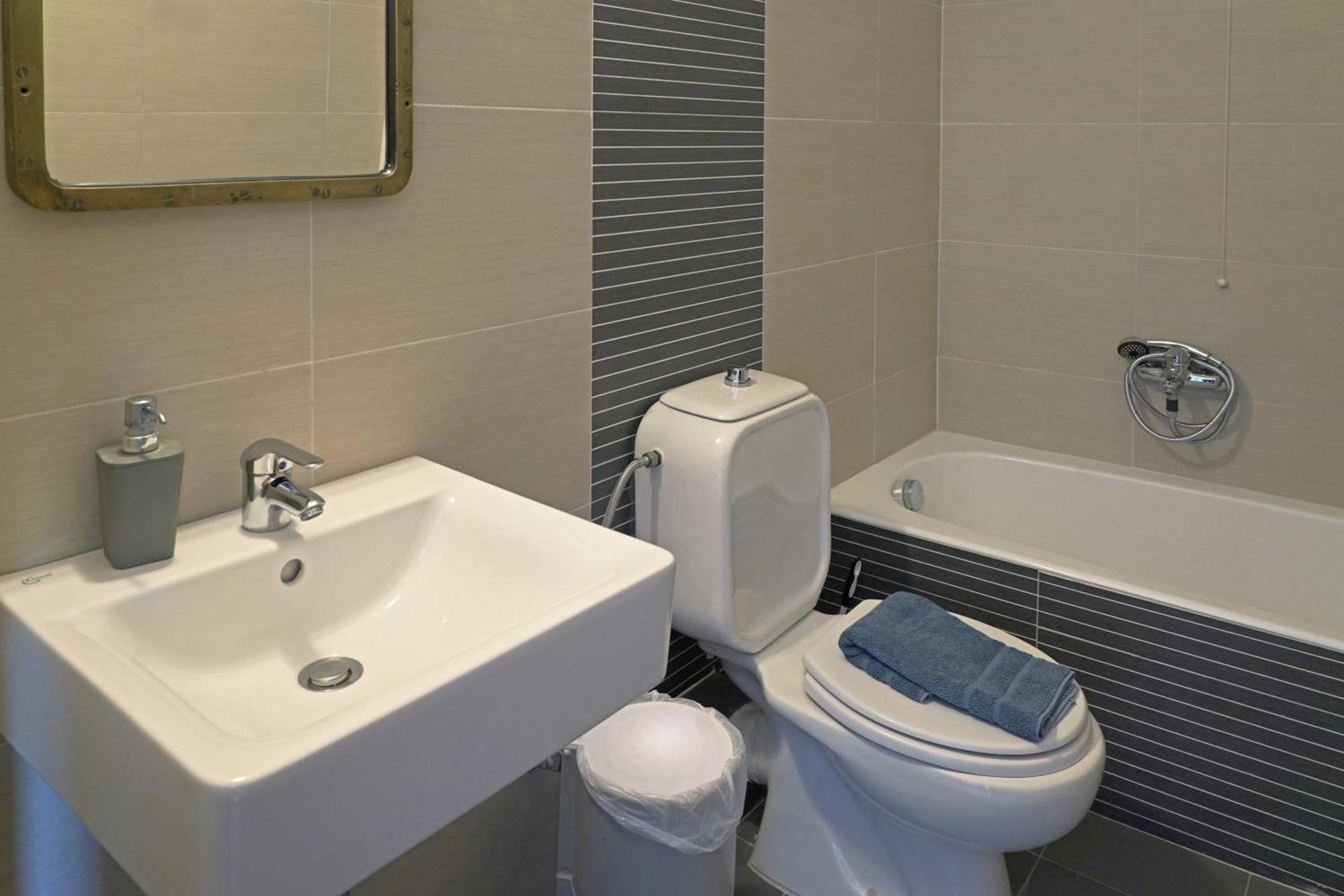 Polas Residencies Aparthotel Kalamata Habitación foto