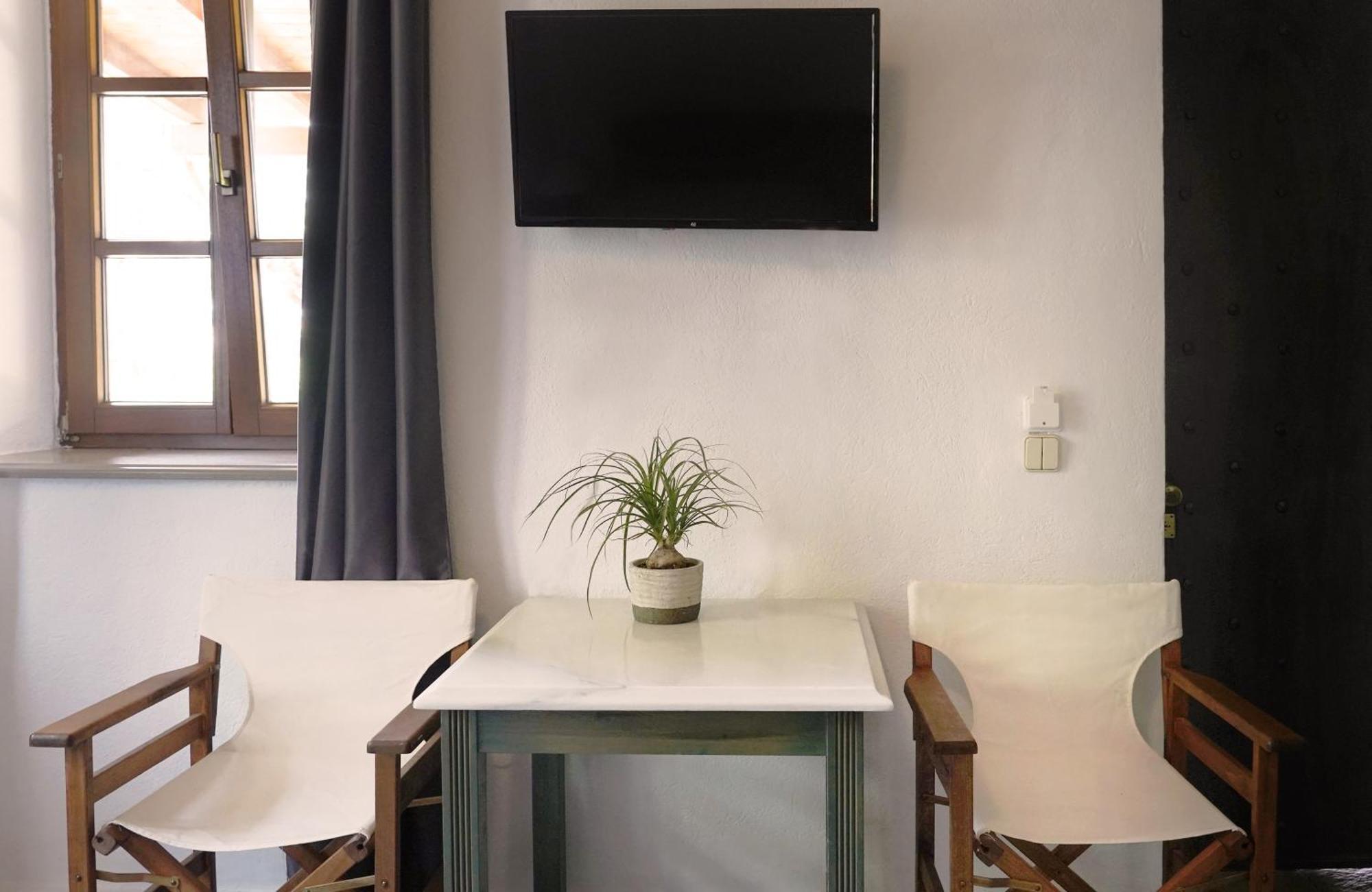 Polas Residencies Aparthotel Kalamata Habitación foto